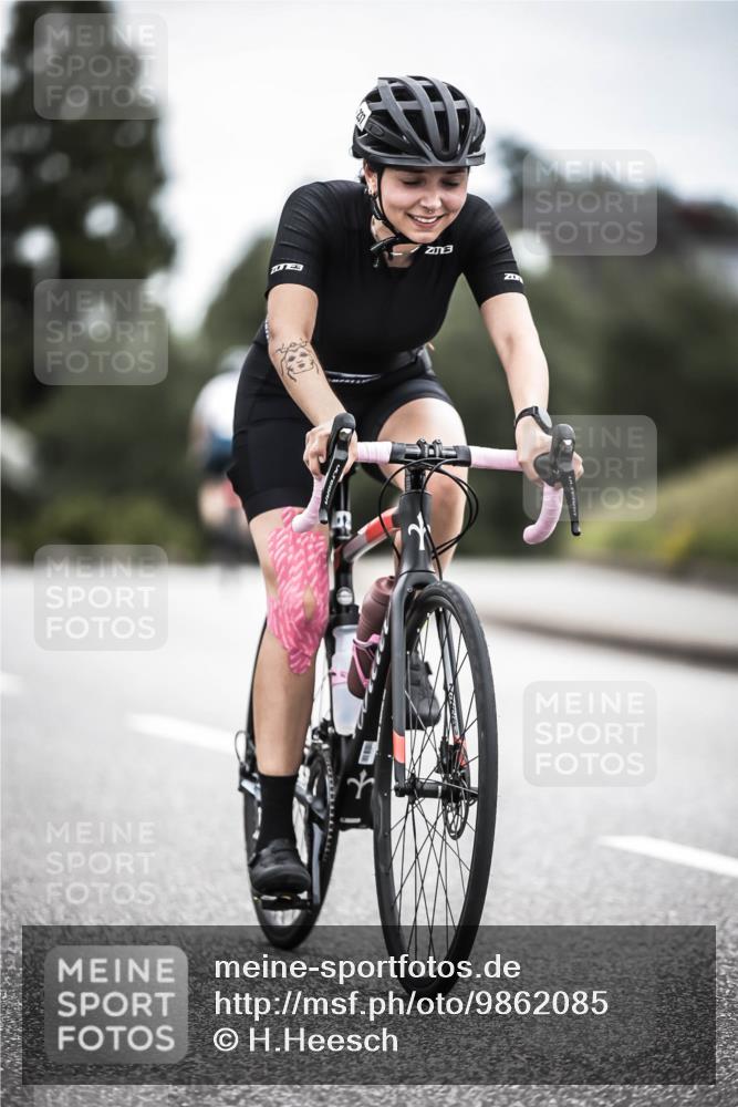 21.06.2026 - 29. Vierlanden-Triathlon H.Heesch http://msf.ph/oto/9862085 21.06.2026 12:10:49 Radfahren 237, 787, 814 meine-sportfotos.de