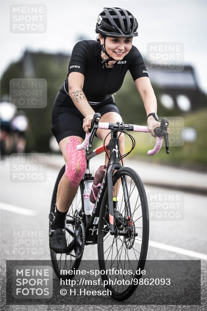 21.06.2026 - 29. Vierlanden-Triathlon H.Heesch http://msf.ph/oto/9862093 21.06.2026 12:10:49 Radfahren 237, 787, 814 meine-sportfotos.de