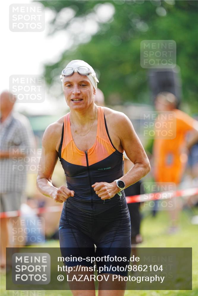 21.06.2026 - 29. Vierlanden-Triathlon LAZAROV Photography http://msf.ph/oto/9862104 21.06.2026 09:11:24 Schwimmen 223, 253 meine-sportfotos.de