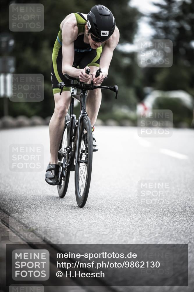 21.06.2026 - 29. Vierlanden-Triathlon H.Heesch http://msf.ph/oto/9862130 21.06.2026 12:10:59 Radfahren 841, 853, 968 meine-sportfotos.de