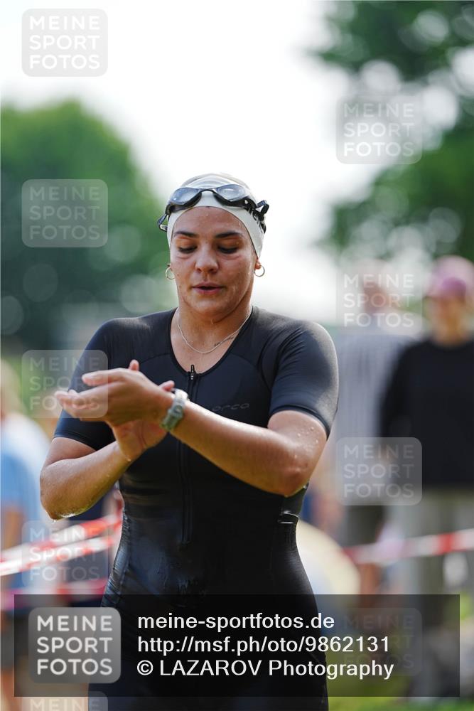 21.06.2026 - 29. Vierlanden-Triathlon LAZAROV Photography http://msf.ph/oto/9862131 21.06.2026 09:11:50 Schwimmen 91, 255, 264 meine-sportfotos.de