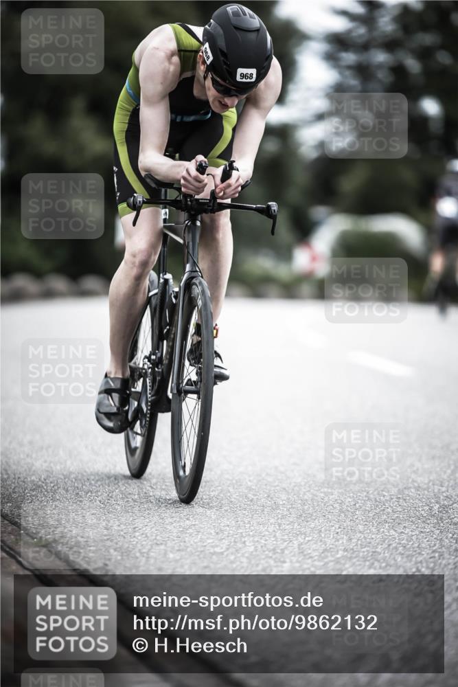 21.06.2026 - 29. Vierlanden-Triathlon H.Heesch http://msf.ph/oto/9862132 21.06.2026 12:10:59 Radfahren 841, 853, 968 meine-sportfotos.de