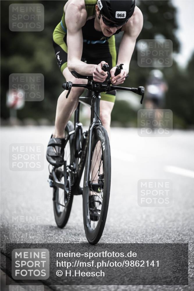21.06.2026 - 29. Vierlanden-Triathlon H.Heesch http://msf.ph/oto/9862141 21.06.2026 12:11:00 Radfahren 841, 853, 968 meine-sportfotos.de