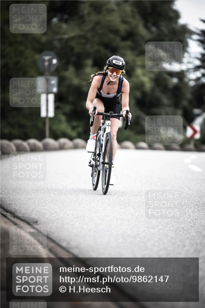 21.06.2026 - 29. Vierlanden-Triathlon H.Heesch http://msf.ph/oto/9862147 21.06.2026 12:11:22 Radfahren 689, 869 meine-sportfotos.de