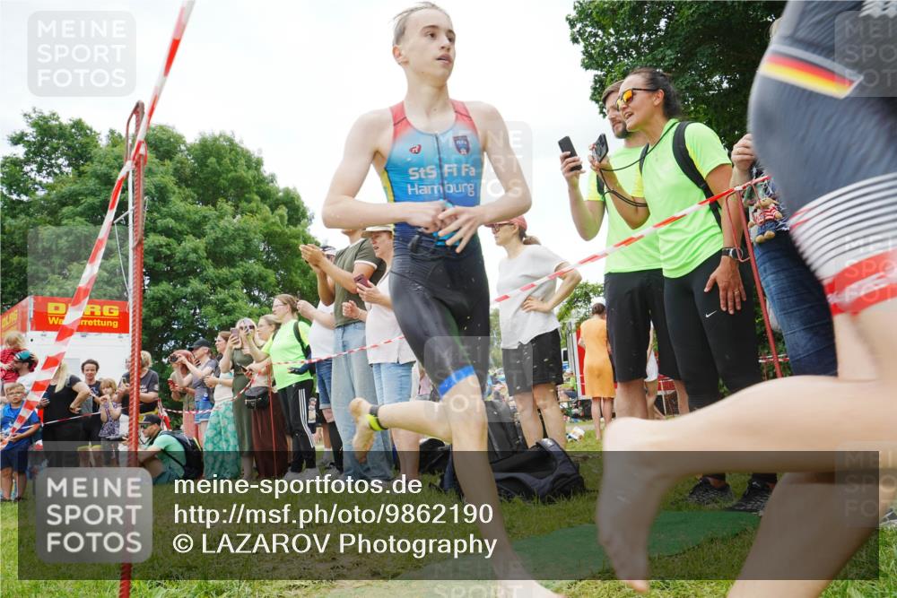 21.06.2026 - 29. Vierlanden-Triathlon LAZAROV Photography http://msf.ph/oto/9862190 21.06.2026 14:36:33 Schwimmen 1239, 1247, 1262 meine-sportfotos.de