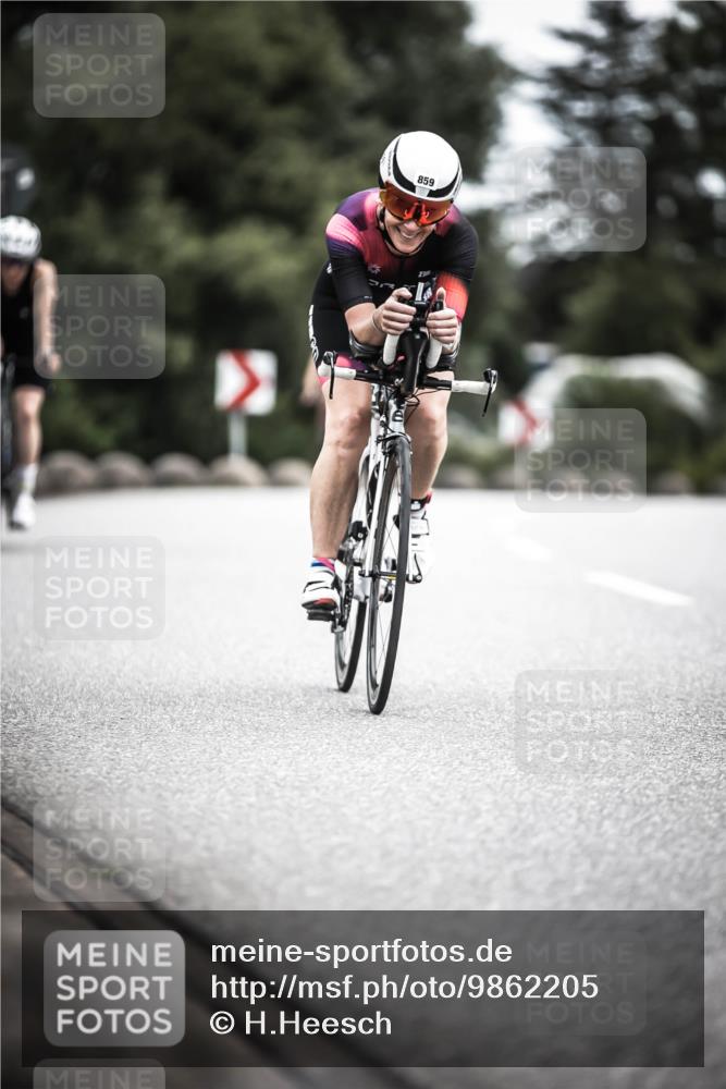 21.06.2026 - 29. Vierlanden-Triathlon H.Heesch http://msf.ph/oto/9862205 21.06.2026 12:11:31 Radfahren 230, 846, 859, 870 meine-sportfotos.de