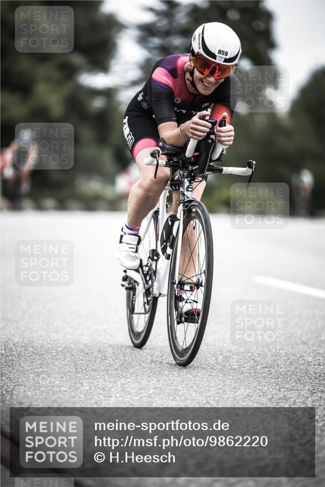 21.06.2026 - 29. Vierlanden-Triathlon H.Heesch http://msf.ph/oto/9862220 21.06.2026 12:11:31 Radfahren 230, 846, 859, 870 meine-sportfotos.de