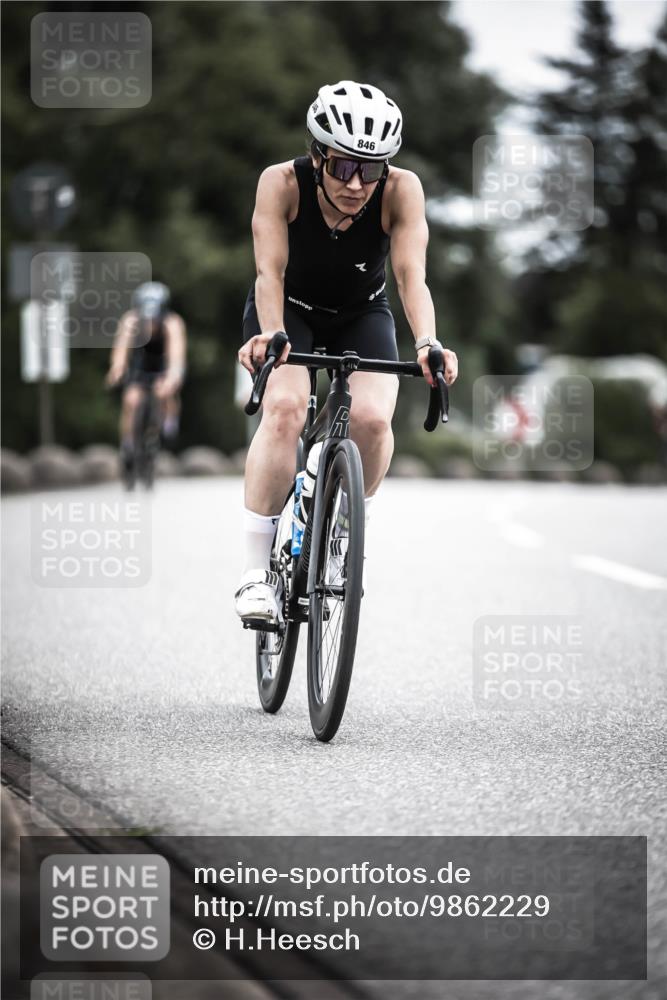 21.06.2026 - 29. Vierlanden-Triathlon H.Heesch http://msf.ph/oto/9862229 21.06.2026 12:11:33 Radfahren 230, 846, 859, 870, 881 meine-sportfotos.de