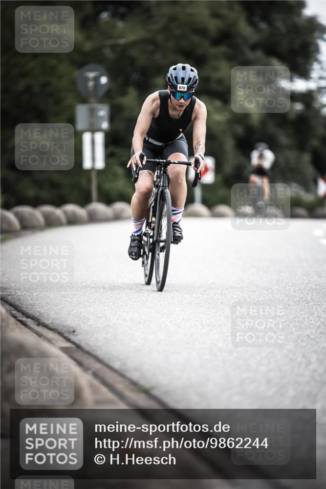 21.06.2026 - 29. Vierlanden-Triathlon H.Heesch http://msf.ph/oto/9862244 21.06.2026 12:11:35 Radfahren 230, 846, 859, 870, 881 meine-sportfotos.de