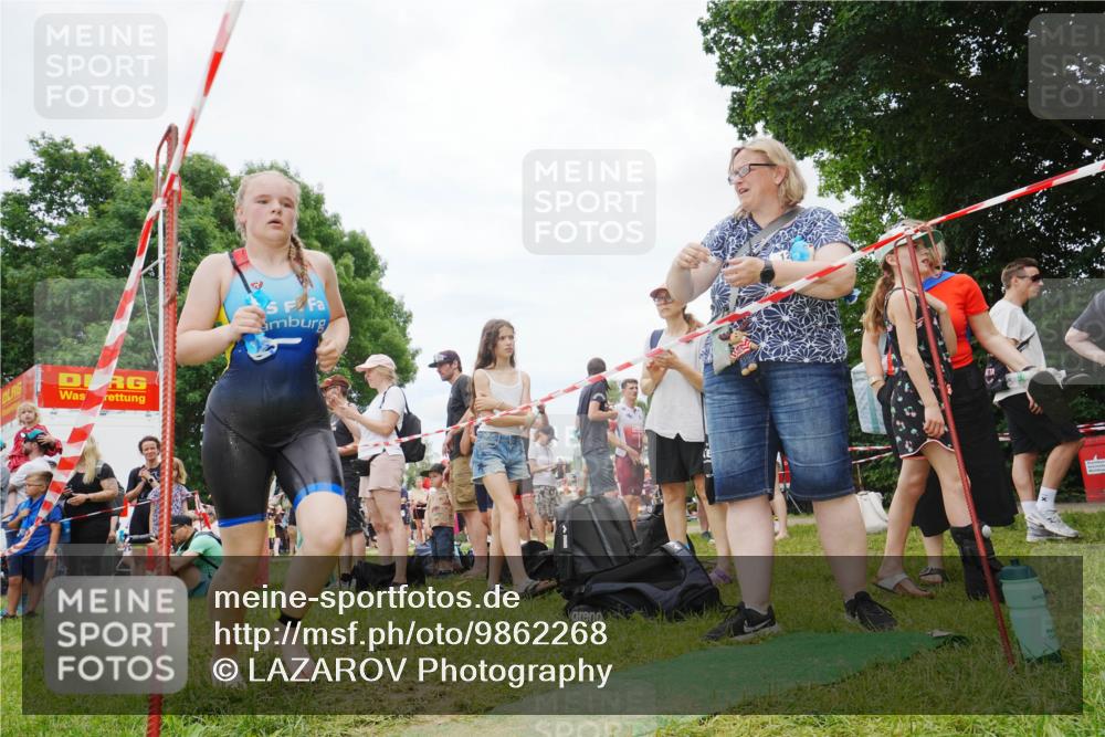 21.06.2026 - 29. Vierlanden-Triathlon LAZAROV Photography http://msf.ph/oto/9862268 21.06.2026 14:38:11 Schwimmen 1237 meine-sportfotos.de