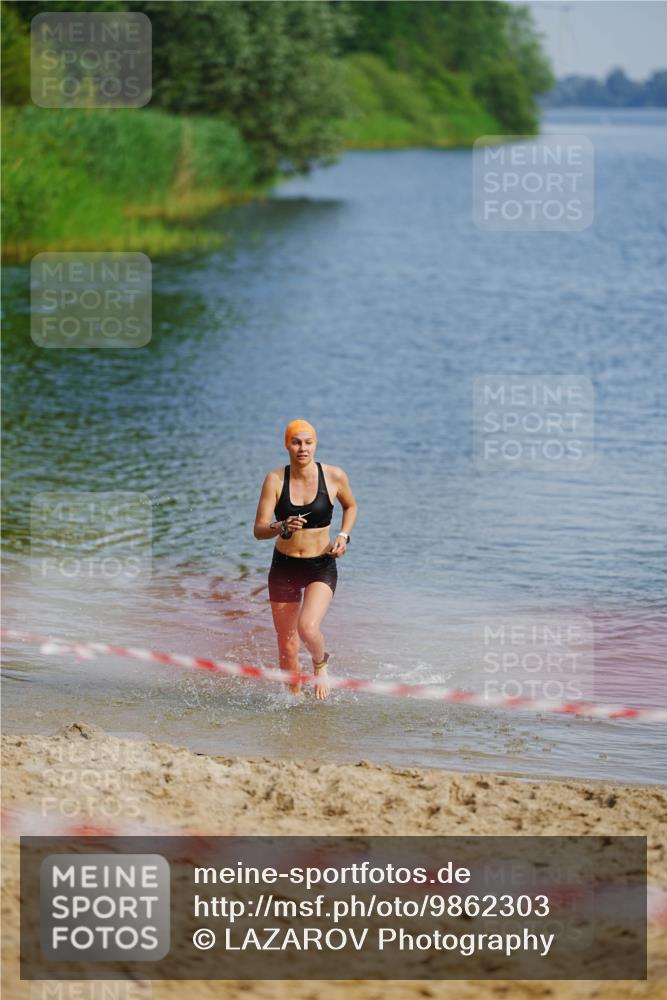 21.06.2026 - 29. Vierlanden-Triathlon LAZAROV Photography http://msf.ph/oto/9862303 21.06.2026 09:17:12 Schwimmen 249 meine-sportfotos.de