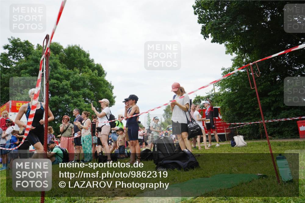 21.06.2026 - 29. Vierlanden-Triathlon LAZAROV Photography http://msf.ph/oto/9862319 21.06.2026 14:38:35 Schwimmen 1238, 1241, 1242, 1243, 1244, 1261, 1277, 1279, 1292, 1294 meine-sportfotos.de