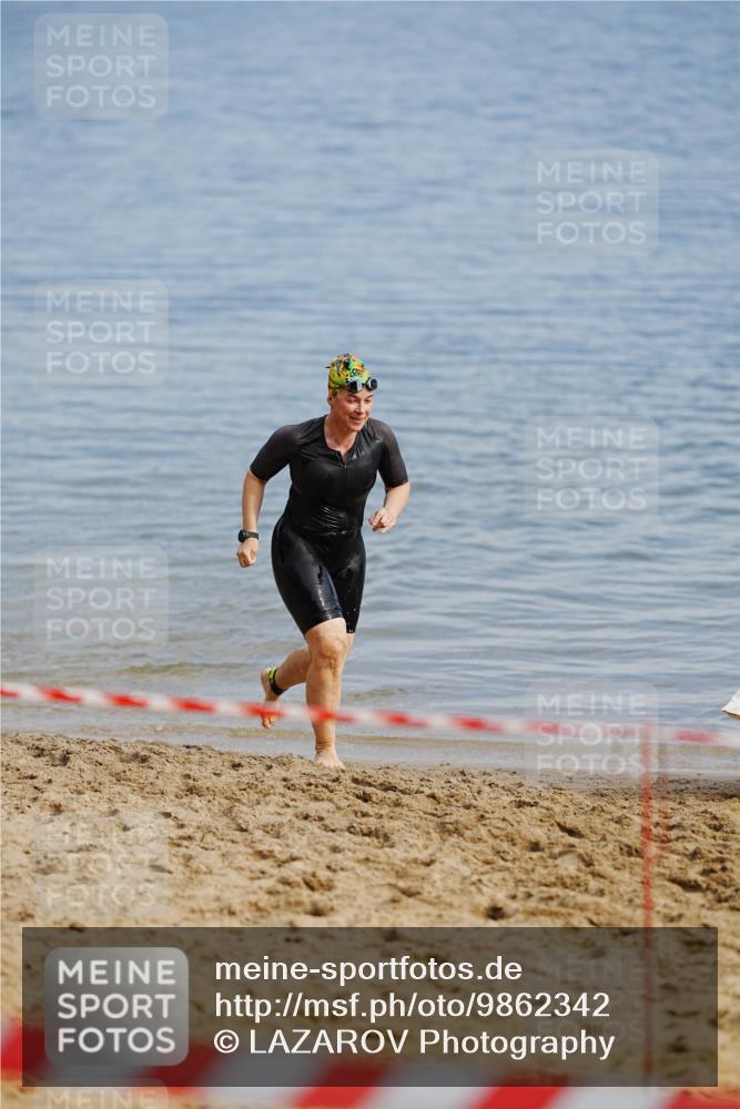 21.06.2026 - 29. Vierlanden-Triathlon LAZAROV Photography http://msf.ph/oto/9862342 21.06.2026 09:19:33 Schwimmen 295 meine-sportfotos.de
