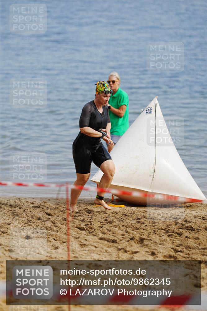 21.06.2026 - 29. Vierlanden-Triathlon LAZAROV Photography http://msf.ph/oto/9862345 21.06.2026 09:19:33 Schwimmen 295 meine-sportfotos.de