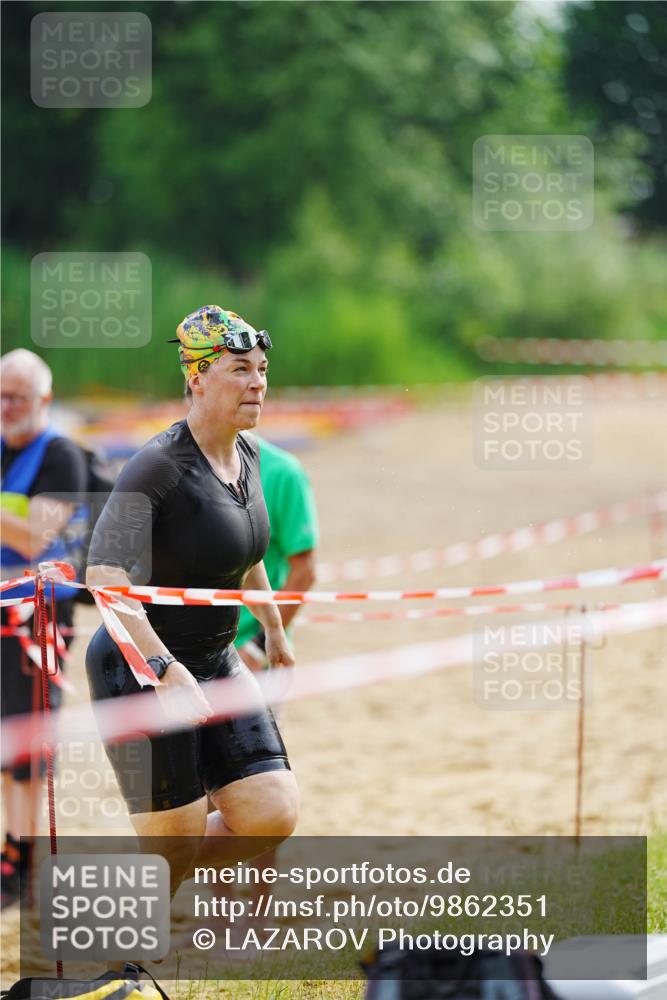 21.06.2026 - 29. Vierlanden-Triathlon LAZAROV Photography http://msf.ph/oto/9862351 21.06.2026 09:19:40 Schwimmen 295 meine-sportfotos.de