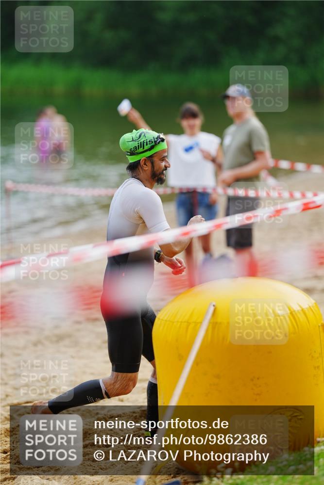 21.06.2026 - 29. Vierlanden-Triathlon LAZAROV Photography http://msf.ph/oto/9862386 21.06.2026 09:21:36 Schwimmen 6 meine-sportfotos.de