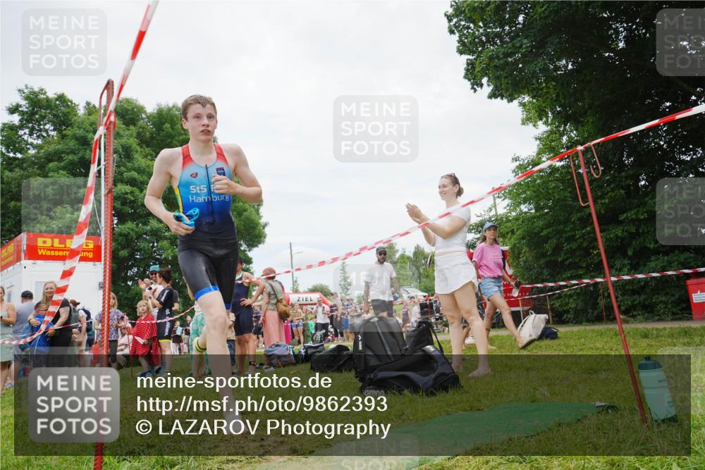 21.06.2026 - 29. Vierlanden-Triathlon LAZAROV Photography http://msf.ph/oto/9862393 21.06.2026 14:39:18 Schwimmen 1234 meine-sportfotos.de
