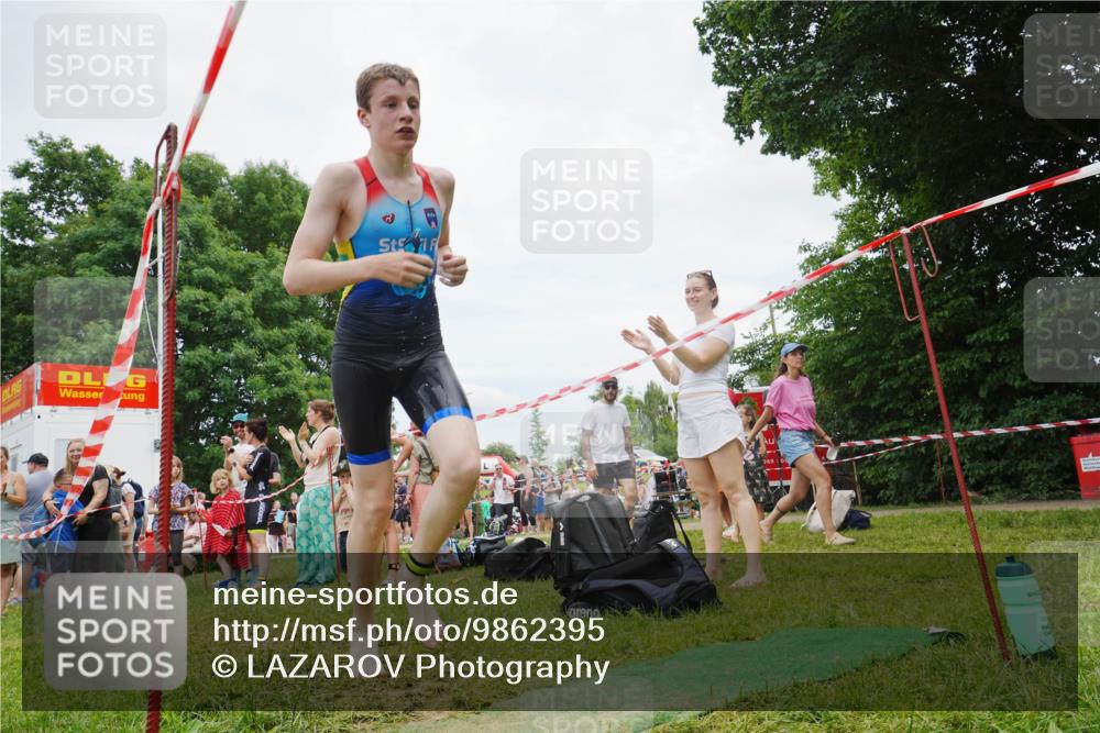 21.06.2026 - 29. Vierlanden-Triathlon LAZAROV Photography http://msf.ph/oto/9862395 21.06.2026 14:39:19 Schwimmen 1234 meine-sportfotos.de