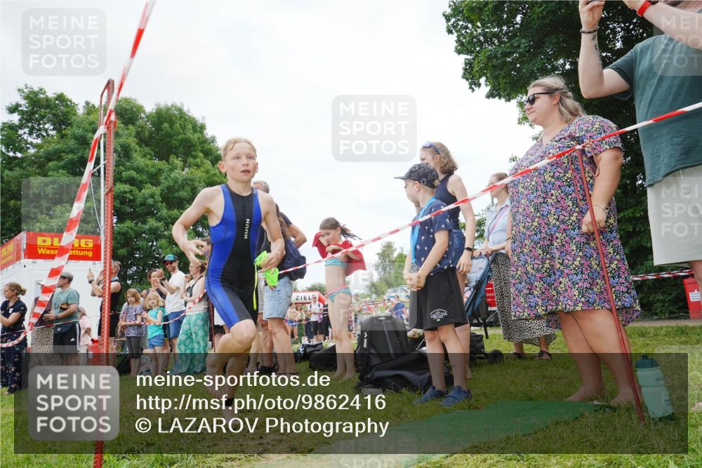 21.06.2026 - 29. Vierlanden-Triathlon LAZAROV Photography http://msf.ph/oto/9862416 21.06.2026 14:48:41 Schwimmen  meine-sportfotos.de