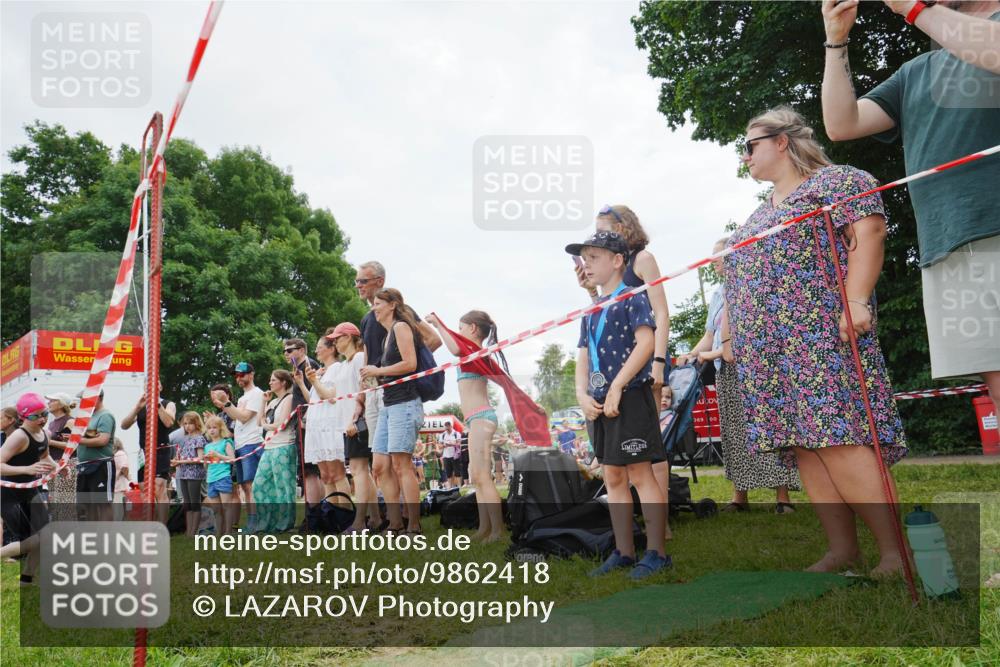 21.06.2026 - 29. Vierlanden-Triathlon LAZAROV Photography http://msf.ph/oto/9862418 21.06.2026 14:48:46 Schwimmen  meine-sportfotos.de
