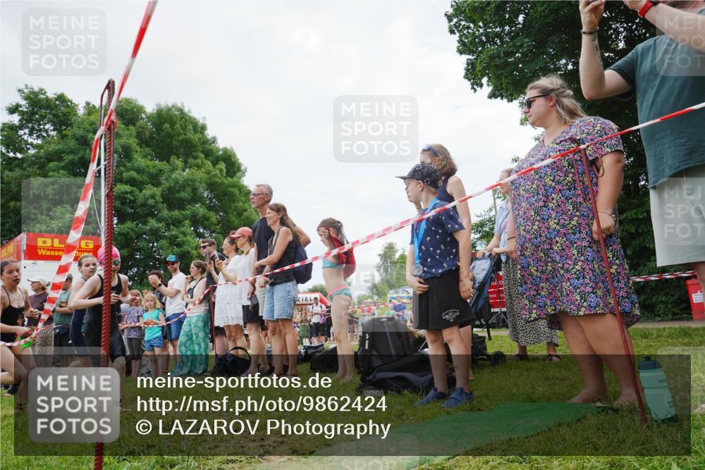21.06.2026 - 29. Vierlanden-Triathlon LAZAROV Photography http://msf.ph/oto/9862424 21.06.2026 14:48:47 Schwimmen  meine-sportfotos.de