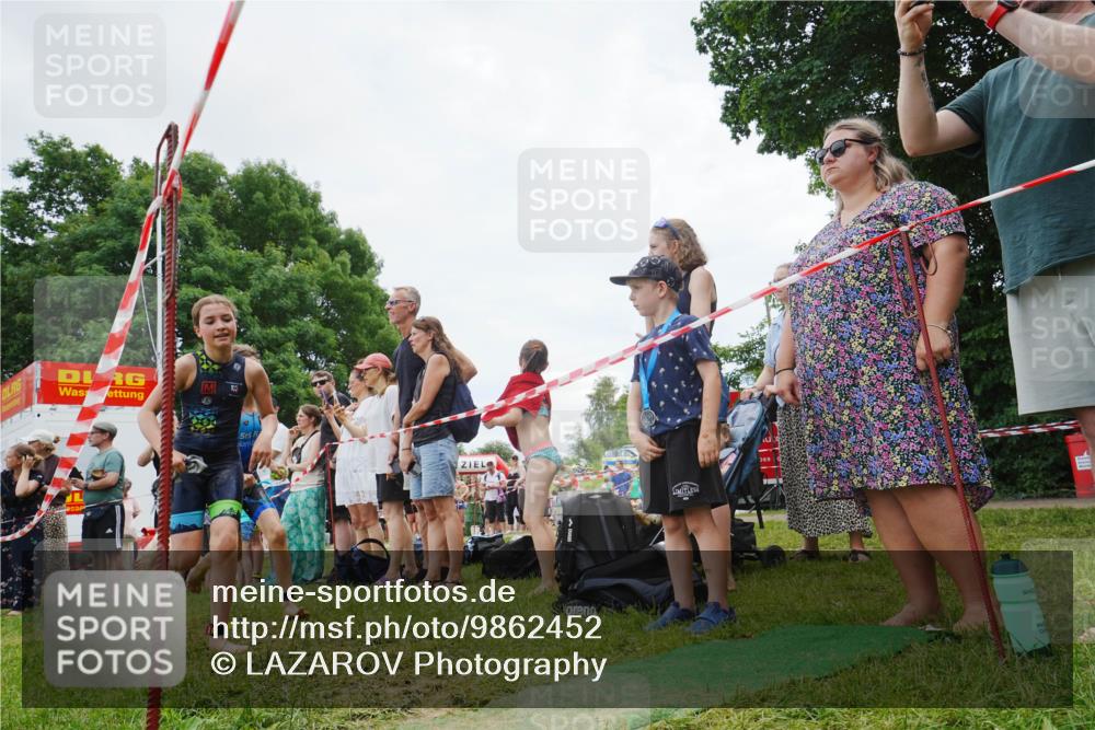 21.06.2026 - 29. Vierlanden-Triathlon LAZAROV Photography http://msf.ph/oto/9862452 21.06.2026 14:48:49 Schwimmen  meine-sportfotos.de