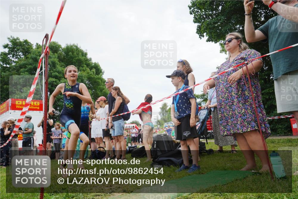 21.06.2026 - 29. Vierlanden-Triathlon LAZAROV Photography http://msf.ph/oto/9862454 21.06.2026 14:48:50 Schwimmen  meine-sportfotos.de