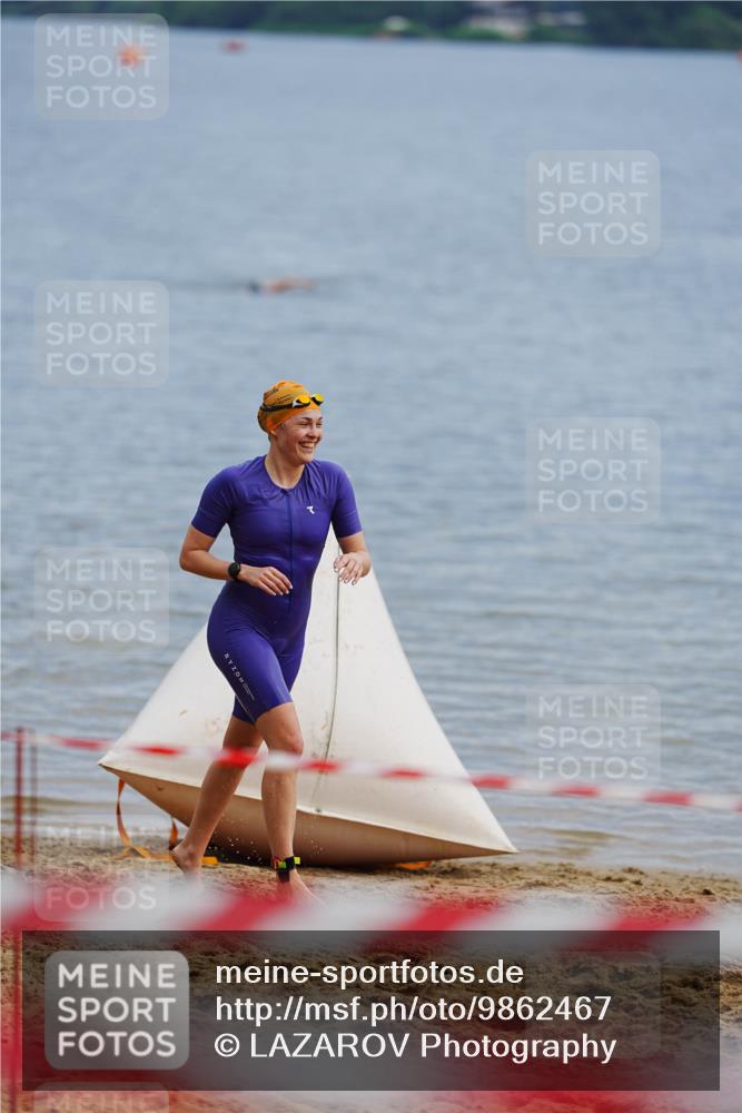 21.06.2026 - 29. Vierlanden-Triathlon LAZAROV Photography http://msf.ph/oto/9862467 21.06.2026 09:23:28 Schwimmen 270 meine-sportfotos.de