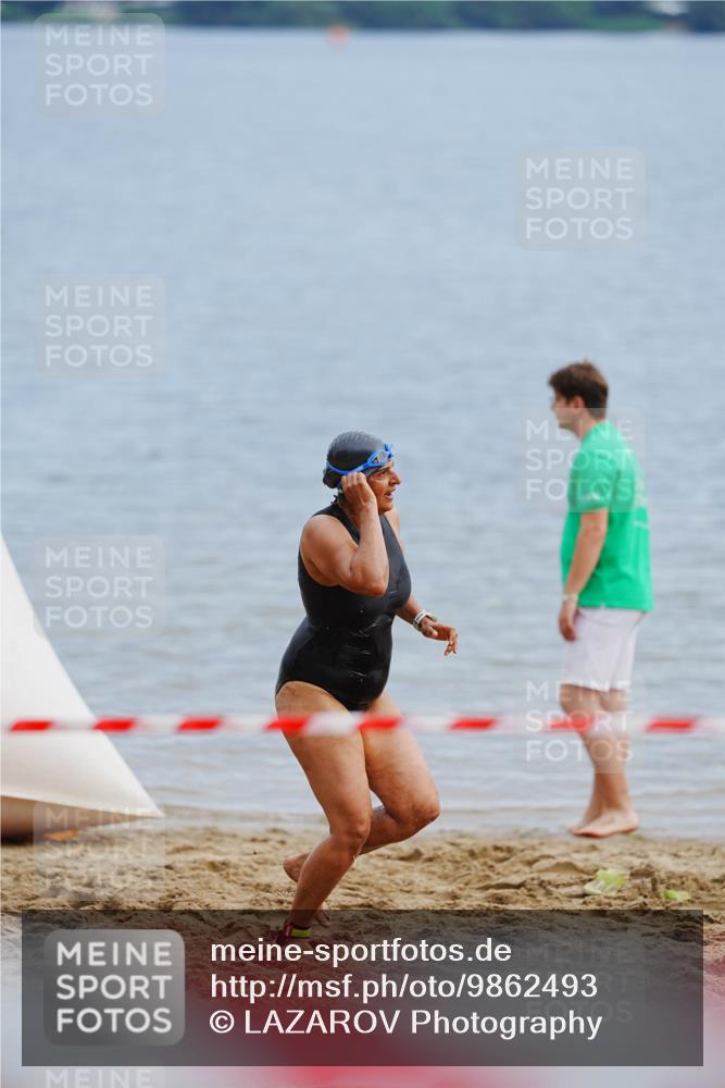 21.06.2026 - 29. Vierlanden-Triathlon LAZAROV Photography http://msf.ph/oto/9862493 21.06.2026 09:24:20 Schwimmen 256 meine-sportfotos.de