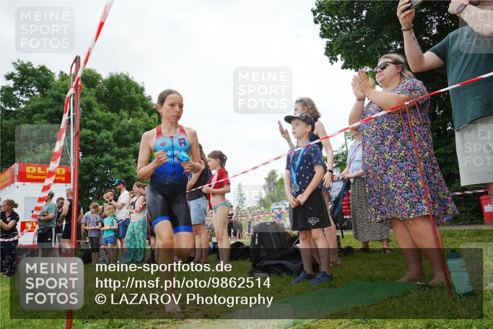 21.06.2026 - 29. Vierlanden-Triathlon LAZAROV Photography http://msf.ph/oto/9862514 21.06.2026 14:48:56 Schwimmen  meine-sportfotos.de