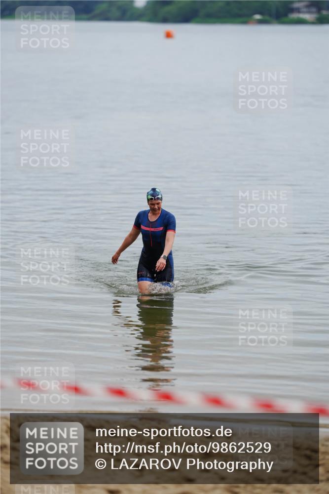 21.06.2026 - 29. Vierlanden-Triathlon LAZAROV Photography http://msf.ph/oto/9862529 21.06.2026 09:36:00 Schwimmen  meine-sportfotos.de
