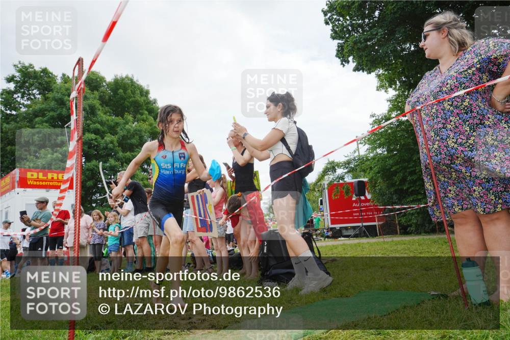 21.06.2026 - 29. Vierlanden-Triathlon LAZAROV Photography http://msf.ph/oto/9862536 21.06.2026 14:50:03 Schwimmen  meine-sportfotos.de