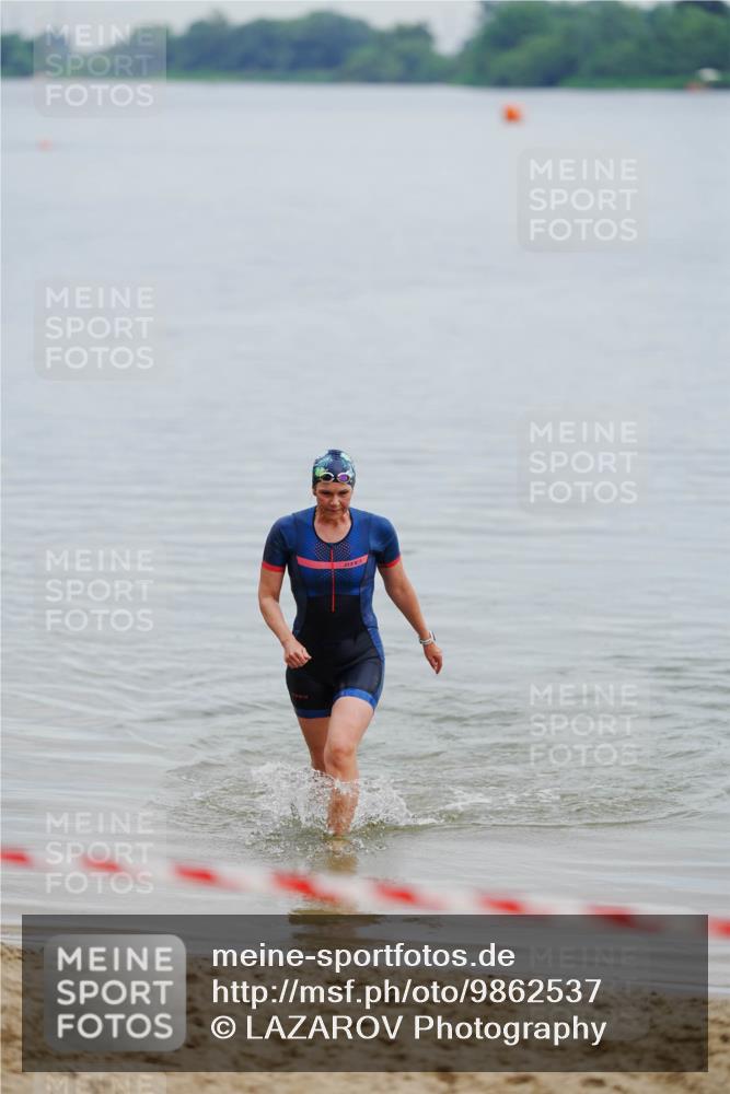 21.06.2026 - 29. Vierlanden-Triathlon LAZAROV Photography http://msf.ph/oto/9862537 21.06.2026 09:36:03 Schwimmen  meine-sportfotos.de