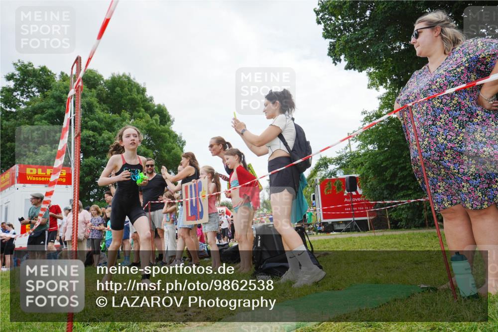 21.06.2026 - 29. Vierlanden-Triathlon LAZAROV Photography http://msf.ph/oto/9862538 21.06.2026 14:50:04 Schwimmen  meine-sportfotos.de