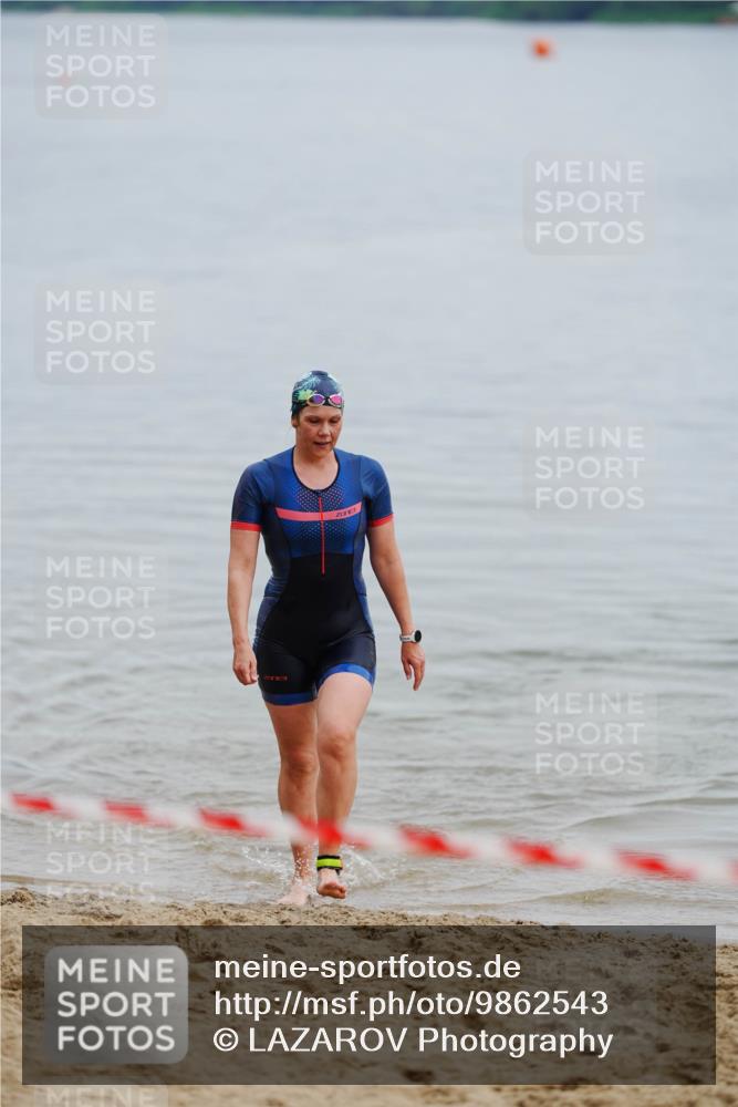 21.06.2026 - 29. Vierlanden-Triathlon LAZAROV Photography http://msf.ph/oto/9862543 21.06.2026 09:36:06 Schwimmen  meine-sportfotos.de