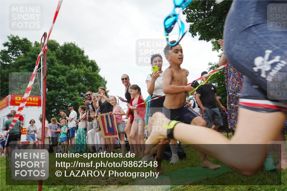 21.06.2026 - 29. Vierlanden-Triathlon LAZAROV Photography http://msf.ph/oto/9862548 21.06.2026 14:50:12 Schwimmen  meine-sportfotos.de