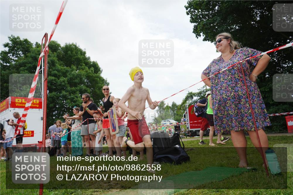 21.06.2026 - 29. Vierlanden-Triathlon LAZAROV Photography http://msf.ph/oto/9862558 21.06.2026 14:50:43 Schwimmen  meine-sportfotos.de