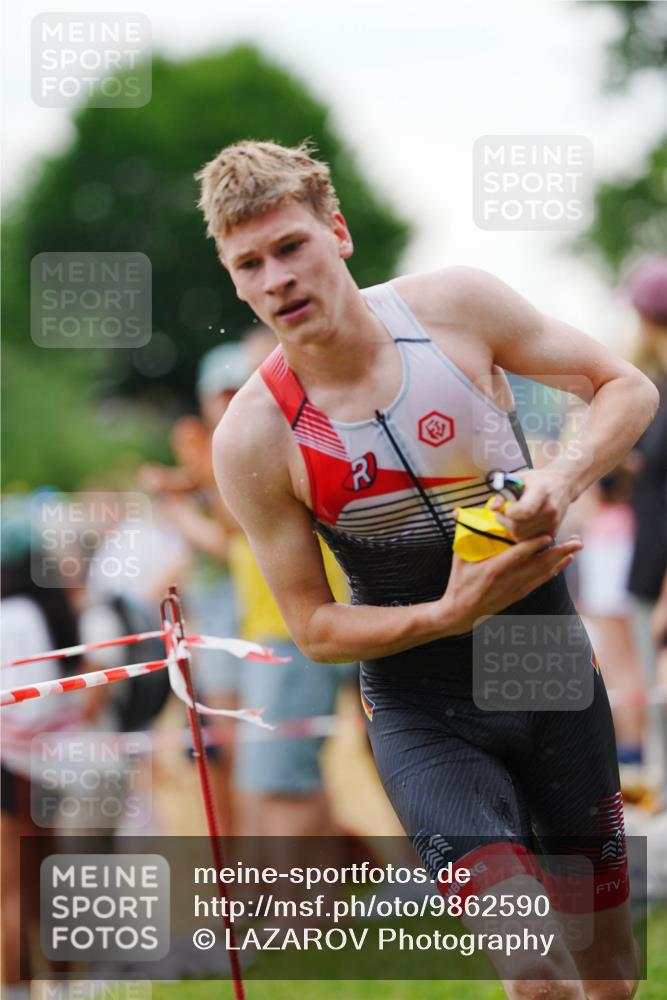 21.06.2026 - 29. Vierlanden-Triathlon LAZAROV Photography http://msf.ph/oto/9862590 21.06.2026 09:53:33 Schwimmen 385 meine-sportfotos.de