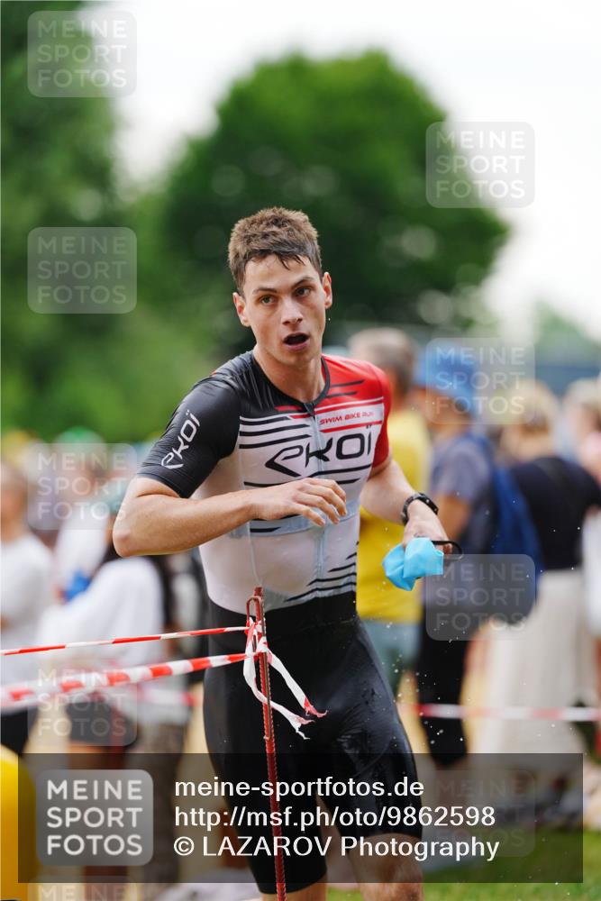 21.06.2026 - 29. Vierlanden-Triathlon LAZAROV Photography http://msf.ph/oto/9862598 21.06.2026 09:54:15 Schwimmen 311, 335, 378, 382 meine-sportfotos.de