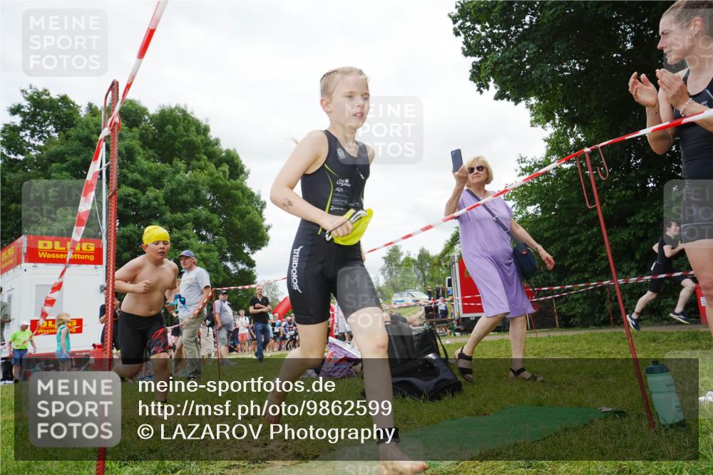 21.06.2026 - 29. Vierlanden-Triathlon LAZAROV Photography http://msf.ph/oto/9862599 21.06.2026 15:02:09 Schwimmen  meine-sportfotos.de