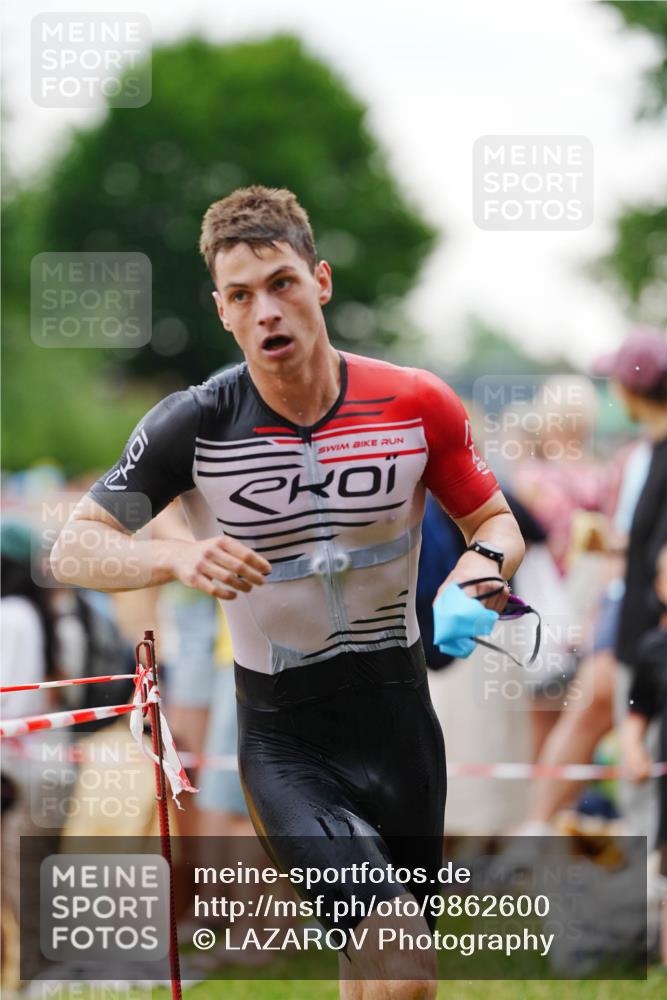 21.06.2026 - 29. Vierlanden-Triathlon LAZAROV Photography http://msf.ph/oto/9862600 21.06.2026 09:54:15 Schwimmen 311, 335, 378, 382 meine-sportfotos.de