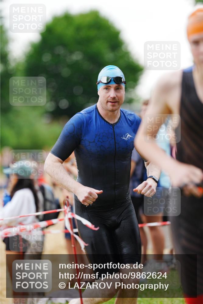 21.06.2026 - 29. Vierlanden-Triathlon LAZAROV Photography http://msf.ph/oto/9862624 21.06.2026 09:55:10 Schwimmen 324, 337, 350, 362, 367, 379 meine-sportfotos.de