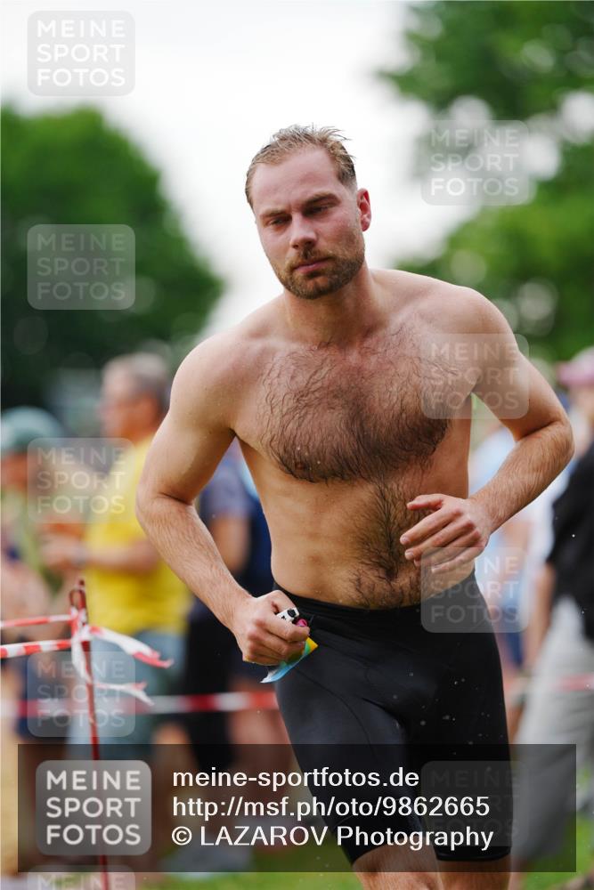 21.06.2026 - 29. Vierlanden-Triathlon LAZAROV Photography http://msf.ph/oto/9862665 21.06.2026 09:56:50 Schwimmen 307, 317, 361, 365 meine-sportfotos.de