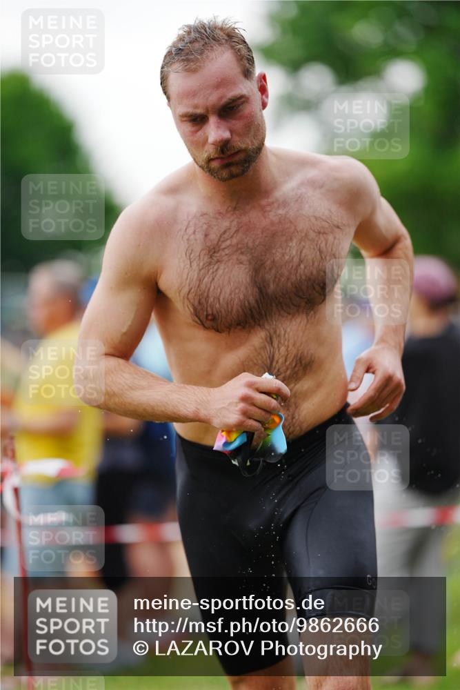 21.06.2026 - 29. Vierlanden-Triathlon LAZAROV Photography http://msf.ph/oto/9862666 21.06.2026 09:56:50 Schwimmen 307, 317, 361, 365 meine-sportfotos.de