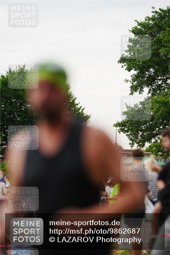 21.06.2026 - 29. Vierlanden-Triathlon LAZAROV Photography http://msf.ph/oto/9862687 21.06.2026 10:00:54 Schwimmen 330, 357 meine-sportfotos.de