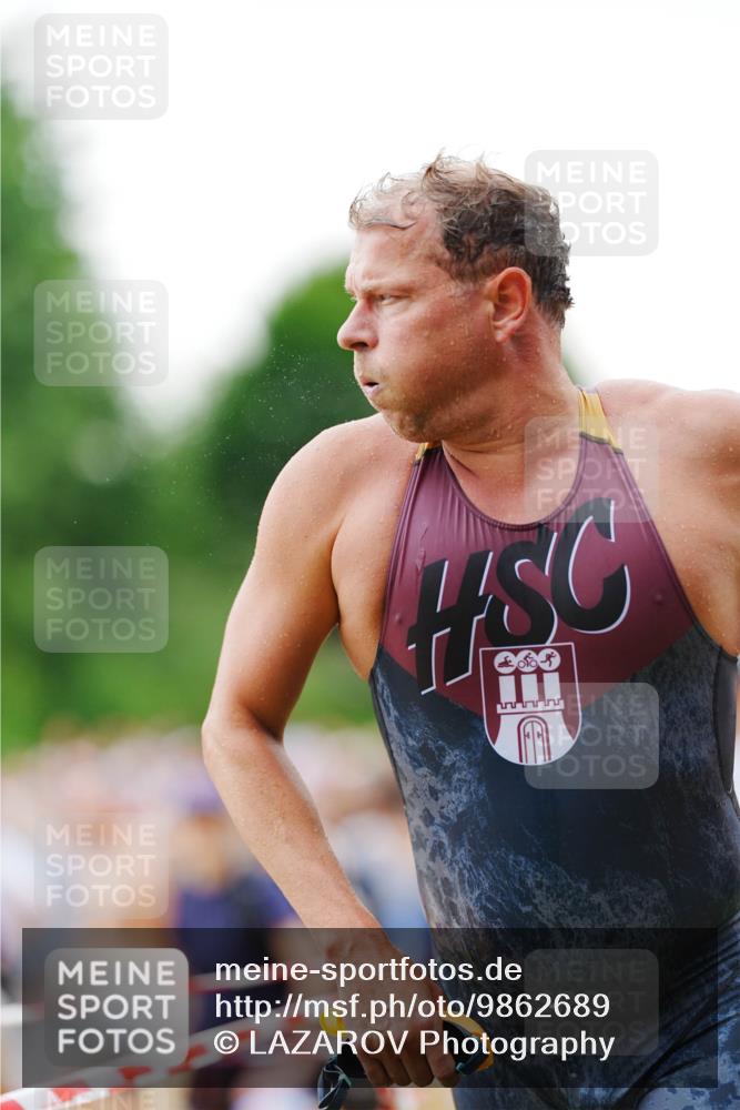 21.06.2026 - 29. Vierlanden-Triathlon LAZAROV Photography http://msf.ph/oto/9862689 21.06.2026 10:03:00 Schwimmen 430 meine-sportfotos.de