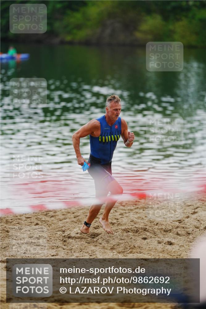 21.06.2026 - 29. Vierlanden-Triathlon LAZAROV Photography http://msf.ph/oto/9862692 21.06.2026 10:03:31 Schwimmen 437 meine-sportfotos.de