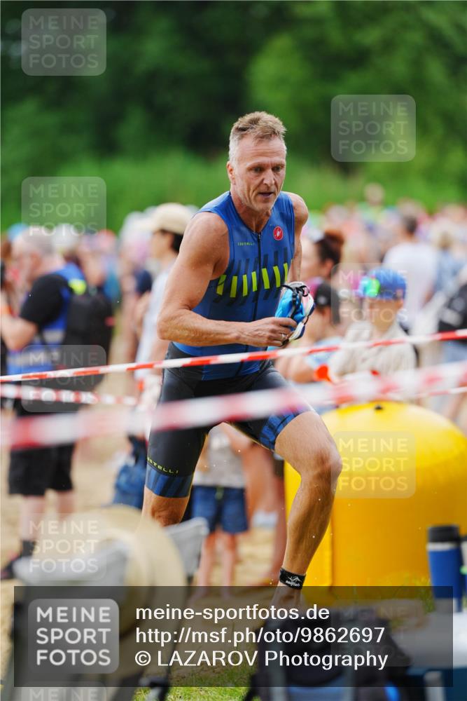 21.06.2026 - 29. Vierlanden-Triathlon LAZAROV Photography http://msf.ph/oto/9862697 21.06.2026 10:03:34 Schwimmen 437 meine-sportfotos.de