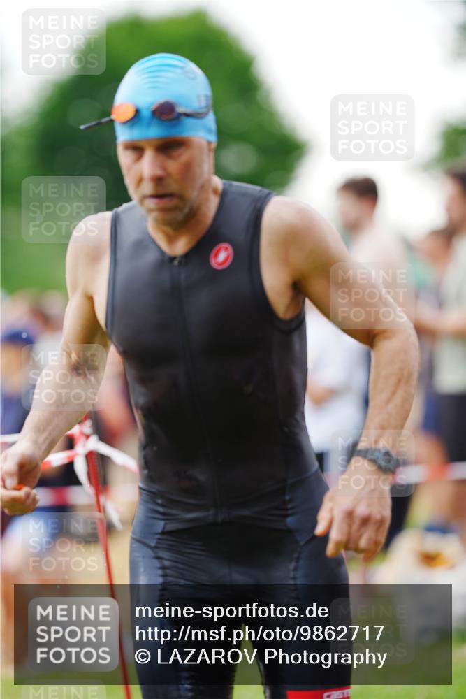 21.06.2026 - 29. Vierlanden-Triathlon LAZAROV Photography http://msf.ph/oto/9862717 21.06.2026 10:04:19 Schwimmen 420, 440, 454 meine-sportfotos.de