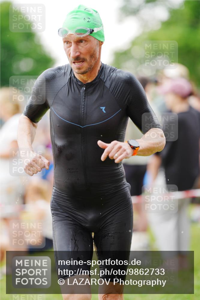 21.06.2026 - 29. Vierlanden-Triathlon LAZAROV Photography http://msf.ph/oto/9862733 21.06.2026 10:05:15 Schwimmen 431 meine-sportfotos.de